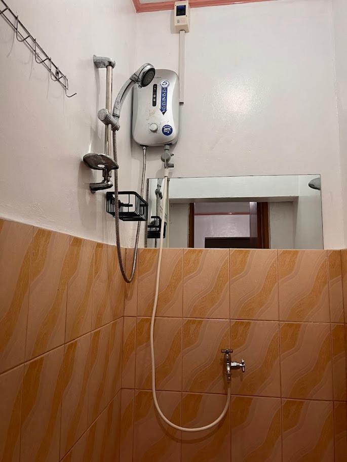 Bella'S Bed & Breakfast Dauis Luaran gambar